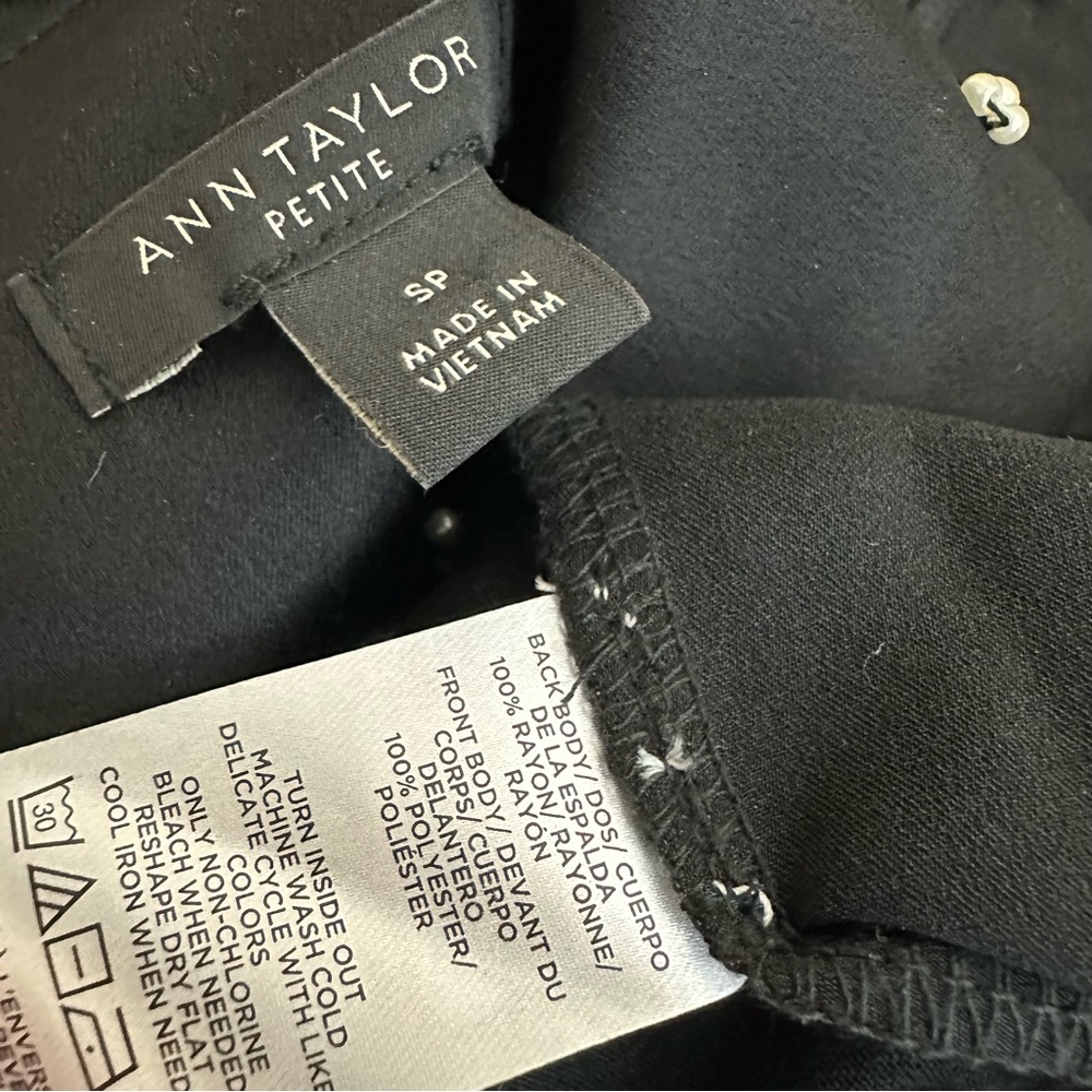 Ann Taylor Pearlized Detail Black Halter Top Size Small Petite - Picture 8 of 8